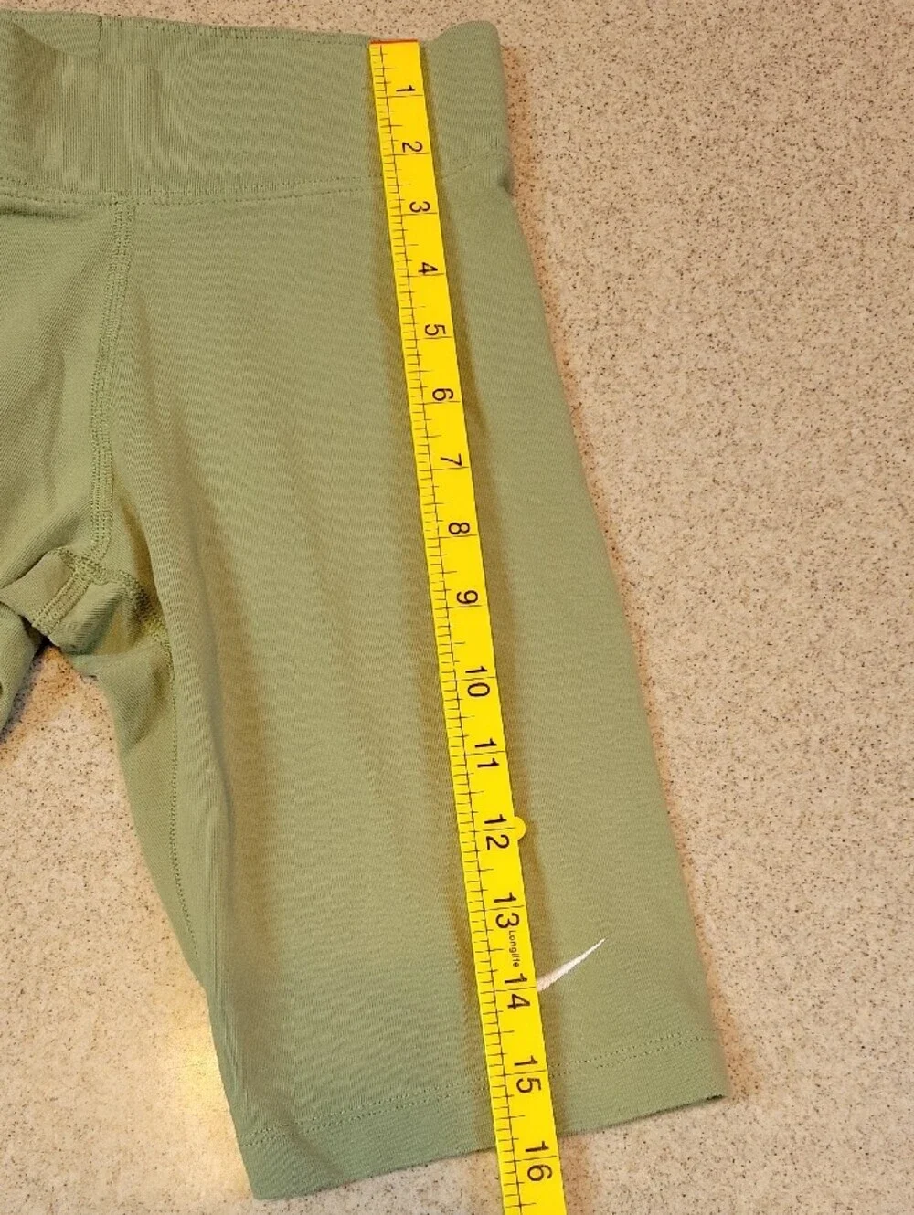 Nike Essential Bike Shorts Sage Green Size XS Cotton Blend Stretch